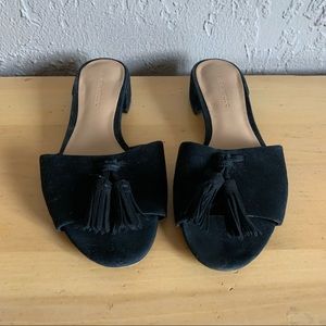 Banana Republic Black Suede Tassel Slides (6½)
